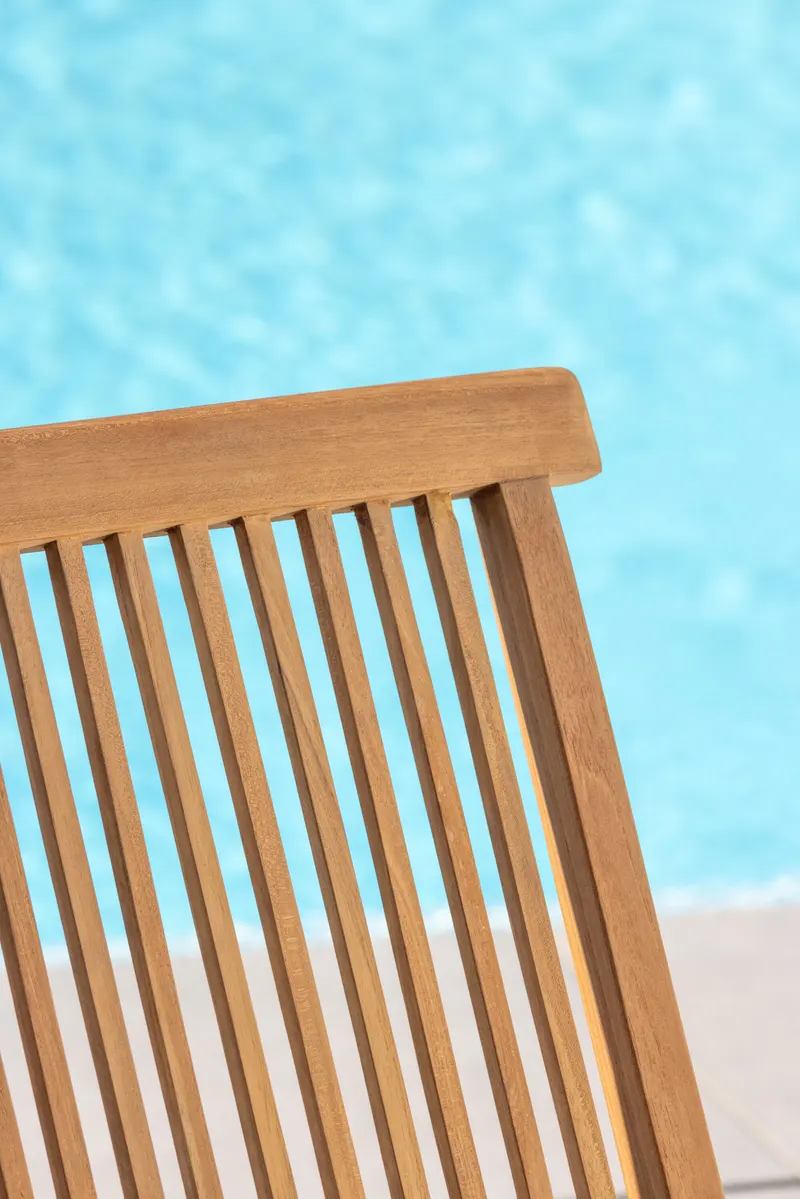 Kenya Gartenstühle aus Teak im 2er-Set in Natur, im Wohnraum, Ansicht 5