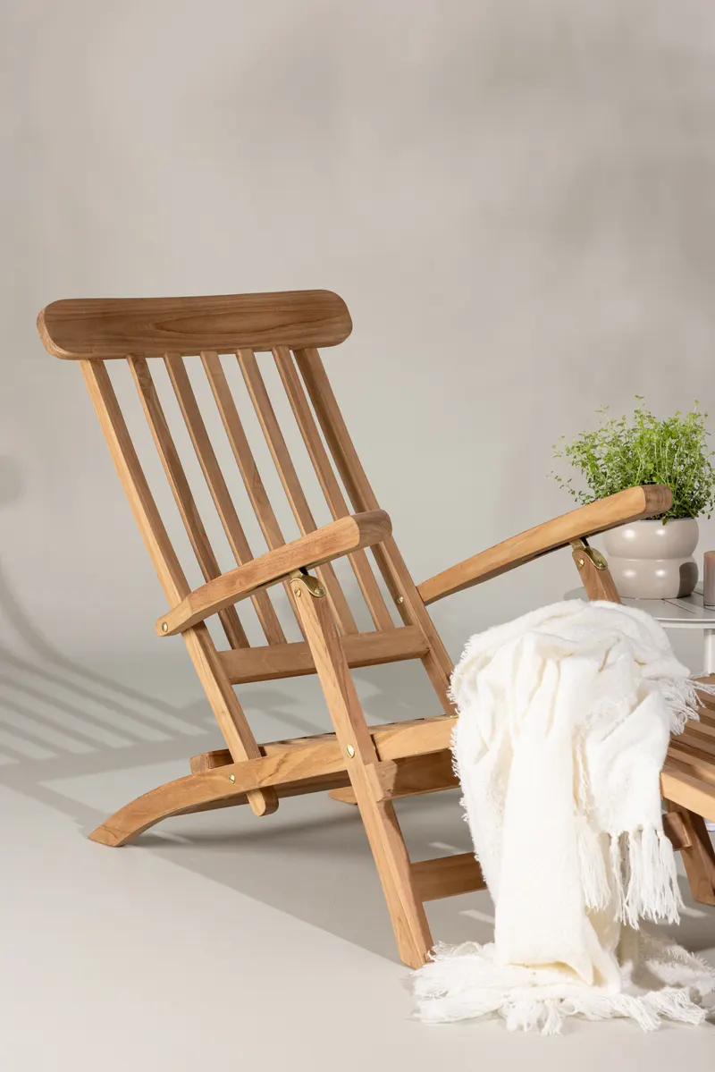 Kenya Sonnenliege aus Teak, im Wohnraum, Ansicht 2
