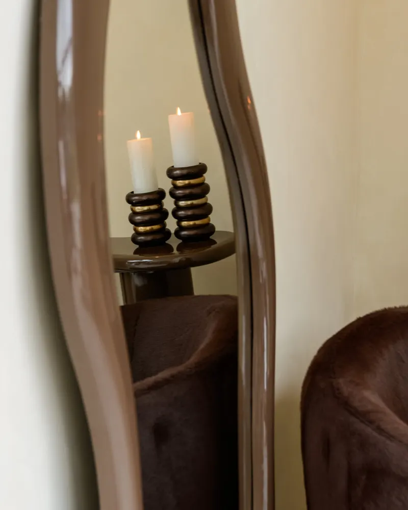 Kerzenständer Eve, Bronzefarben, groß von Richmond Interiors, Wohnbeispiel 5, im Wohnraum