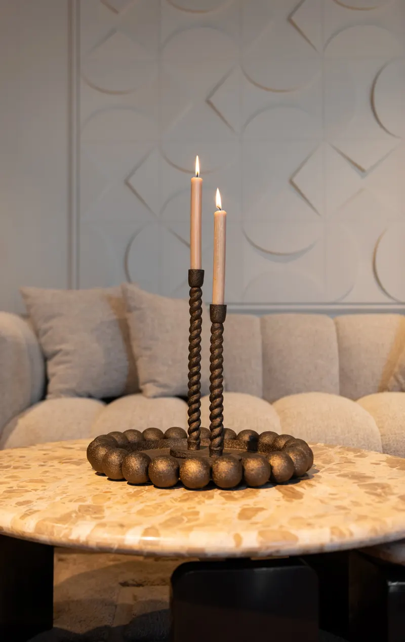 Tablett Marlow, Messingfarben antik von Richmond Interiors, Wohnbeispiel 3, im Wohnraum