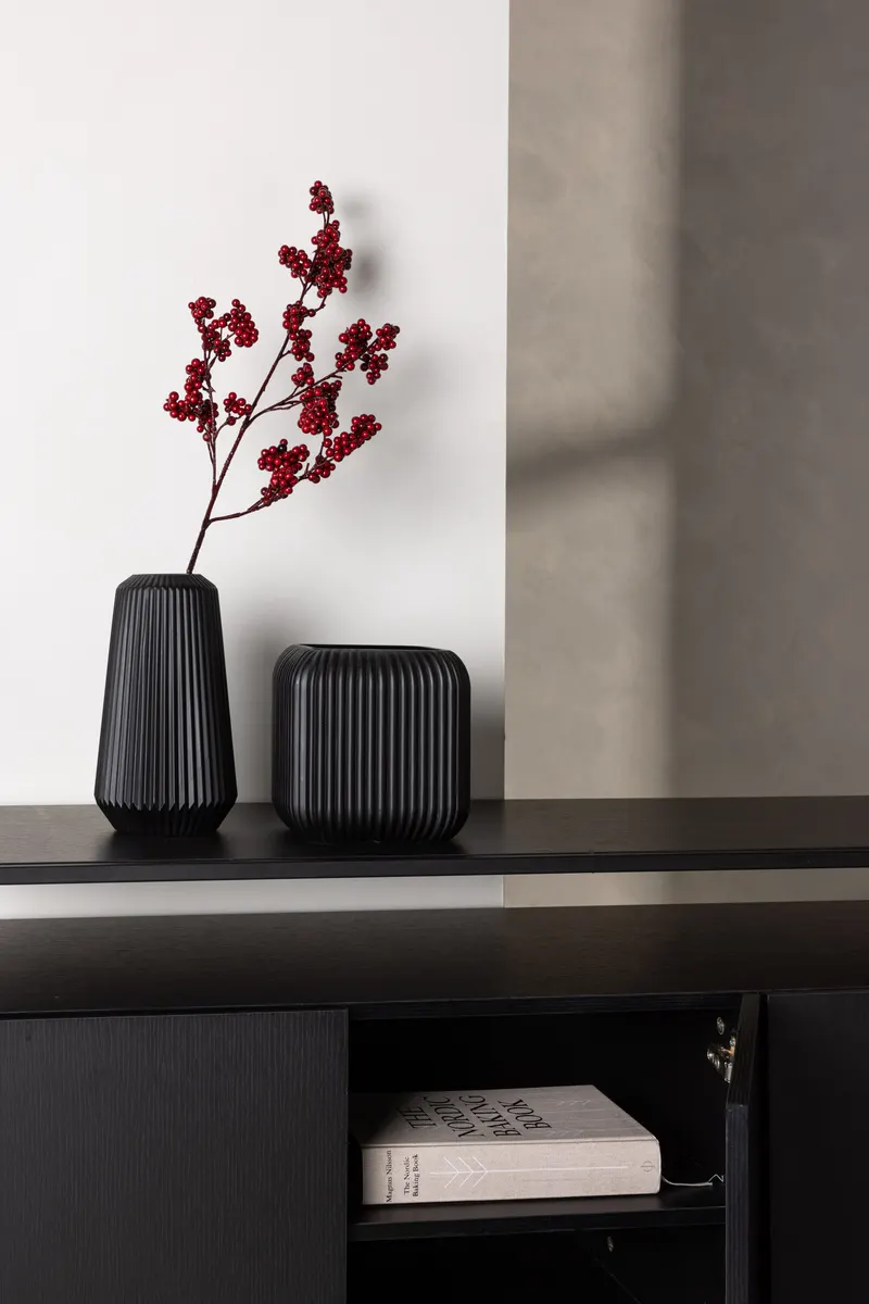 Kingsport Sideboard mit Stahlrahmen in Schwarz, im Wohnraum, Ansicht 2