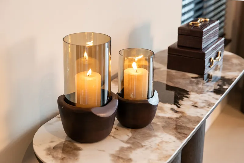 Sloane, Walnussfarben, groß von Richmond Interiors, Wohnbeispiel 4, im Wohnraum