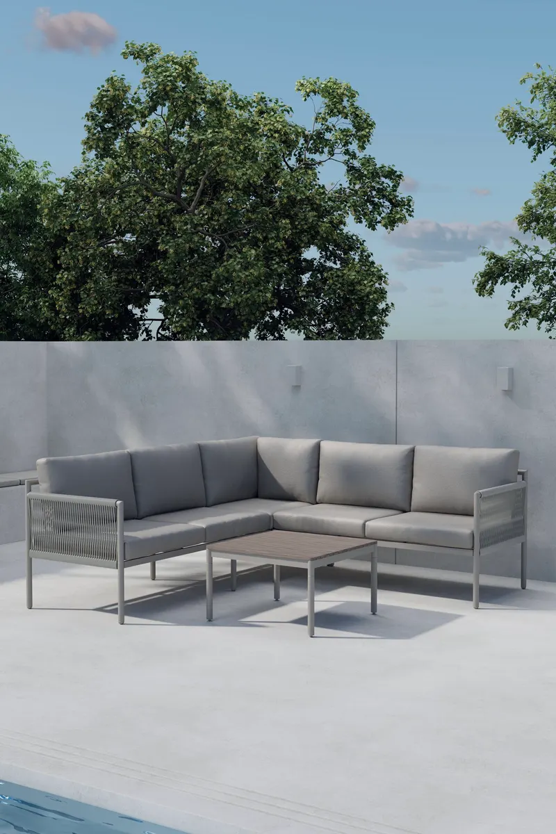 Kos Gartenlounge mit L-Ecksofa und Polywood-Tisch, im Wohnraum
