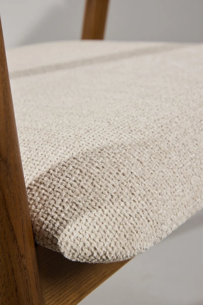 Långön Esszimmerstuhl mit Armlehnen in Beige, Gestell Dunkelbraun, Polyester, im Wohnraum, Ansicht 3