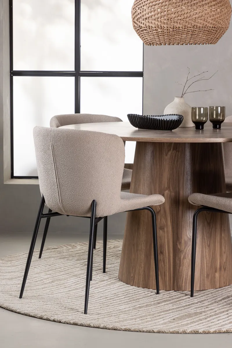 Lanzo & Modesto Essgruppe mit rundem Esstisch und 4 Bouclé-Stühlen in Natur, Beige, Gestell Schwarz, im Wohnraum, Ansicht 2