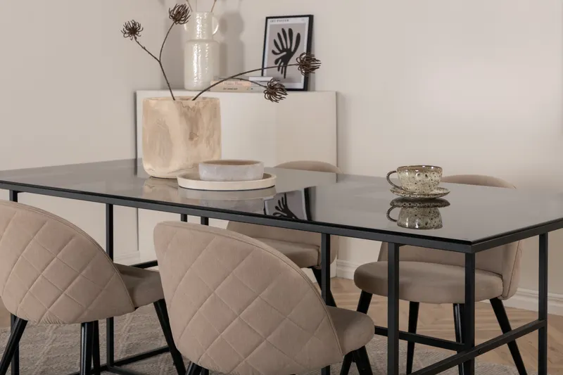 Leif & Velvet Essgruppe mit Glastisch und 4 Polsterstühlen mit Ziernaht in Beige, Gestell Schwarz, im Wohnraum, Ansicht 5