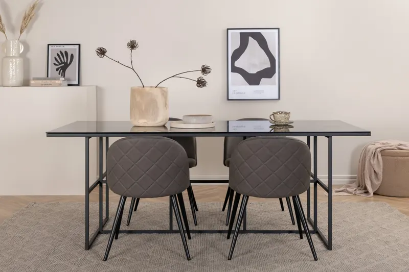Leif & Velvet Essgruppe mit Glastisch und 4 Polsterstühlen mit Ziernaht in Grau, Gestell Schwarz, im Wohnraum, Ansicht 1
