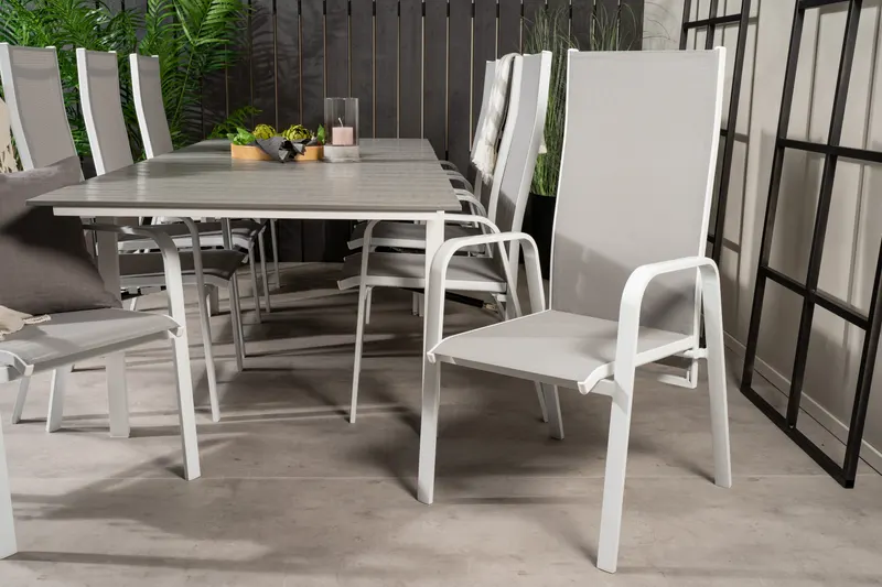 Levels & Copacabana Gartenmöbel-Set mit Ausziehtisch und 4 Hochlehnern in Grau, Gestell Weiß, im Wohnraum, Ansicht 3