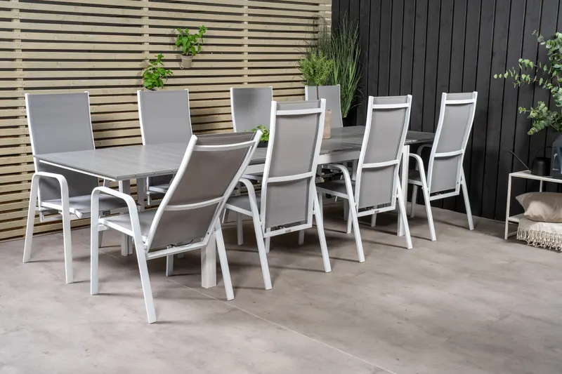 Levels & Copacabana Gartenmöbel-Set mit Ausziehtisch und 8 Hochlehnern in 229 × 100 cm, Grau, Gestell Weiß, im Wohnraum, Ansicht 3