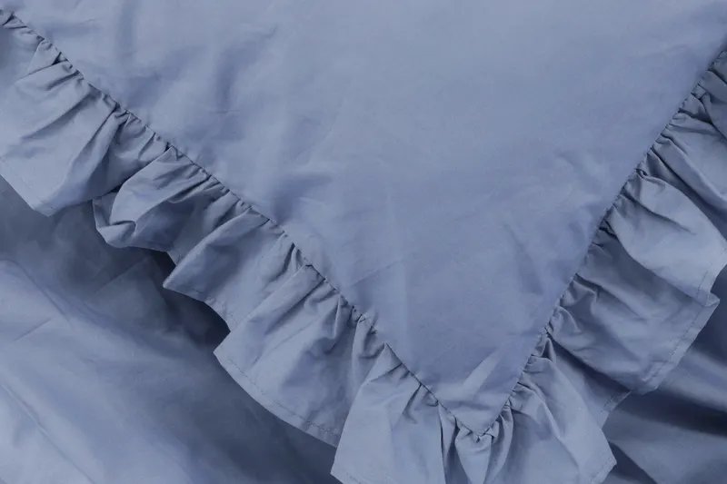 Levi Bettwäsche mit Rüschen in 200 × 150 cm, Blau, im Wohnraum, Ansicht 10