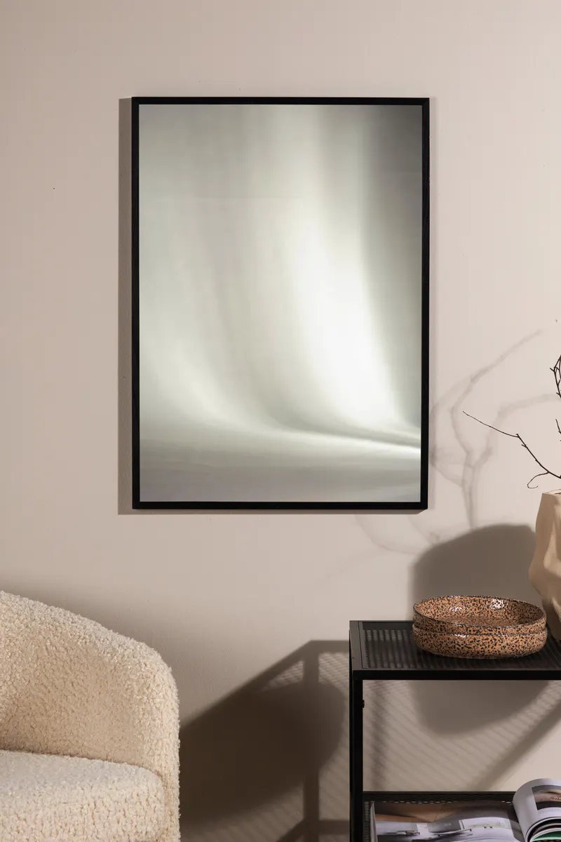 Light Poster mit Licht in hellen Bahnen in 70 × 50 cm, im Wohnraum, Ansicht 1