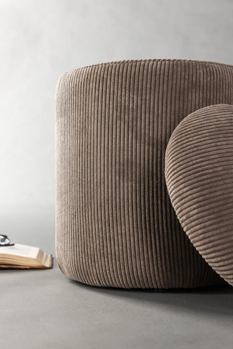 Limpen zylinderförmiger Pouf mit Deckel in Braun, Polyester-Cord, im Wohnraum, Ansicht 3