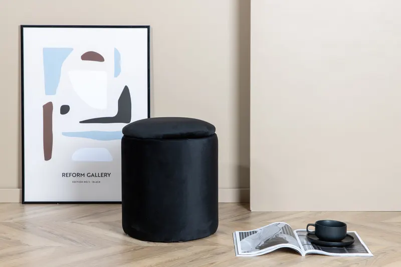 Limpen zylinderförmiger Pouf mit Deckel in Schwarz, Polyester-Teddystoff, im Wohnraum, Ansicht 1