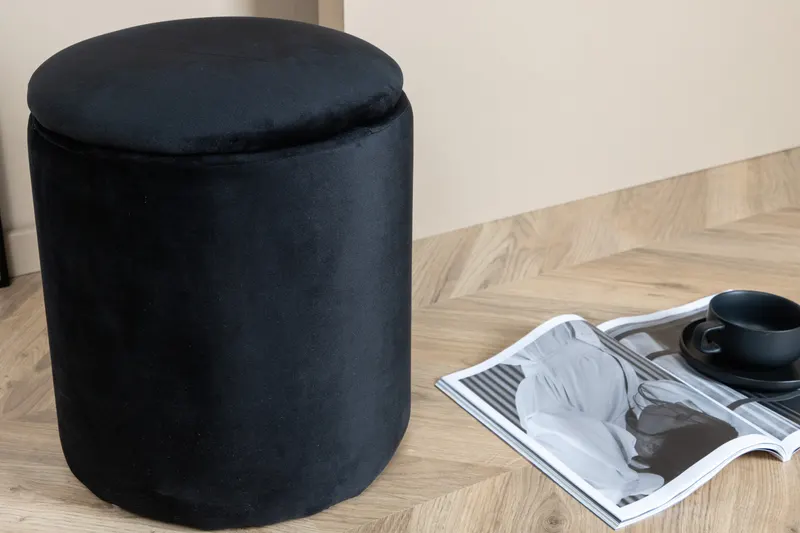 Limpen zylinderförmiger Pouf mit Deckel in Schwarz, Polyester-Teddystoff, im Wohnraum, Ansicht 3