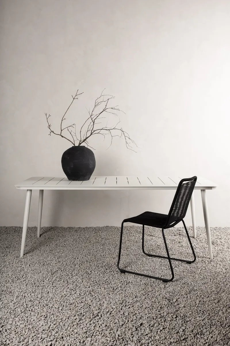 Lina rechteckiger Gartentisch aus Aluminium, im Wohnraum, Ansicht 1