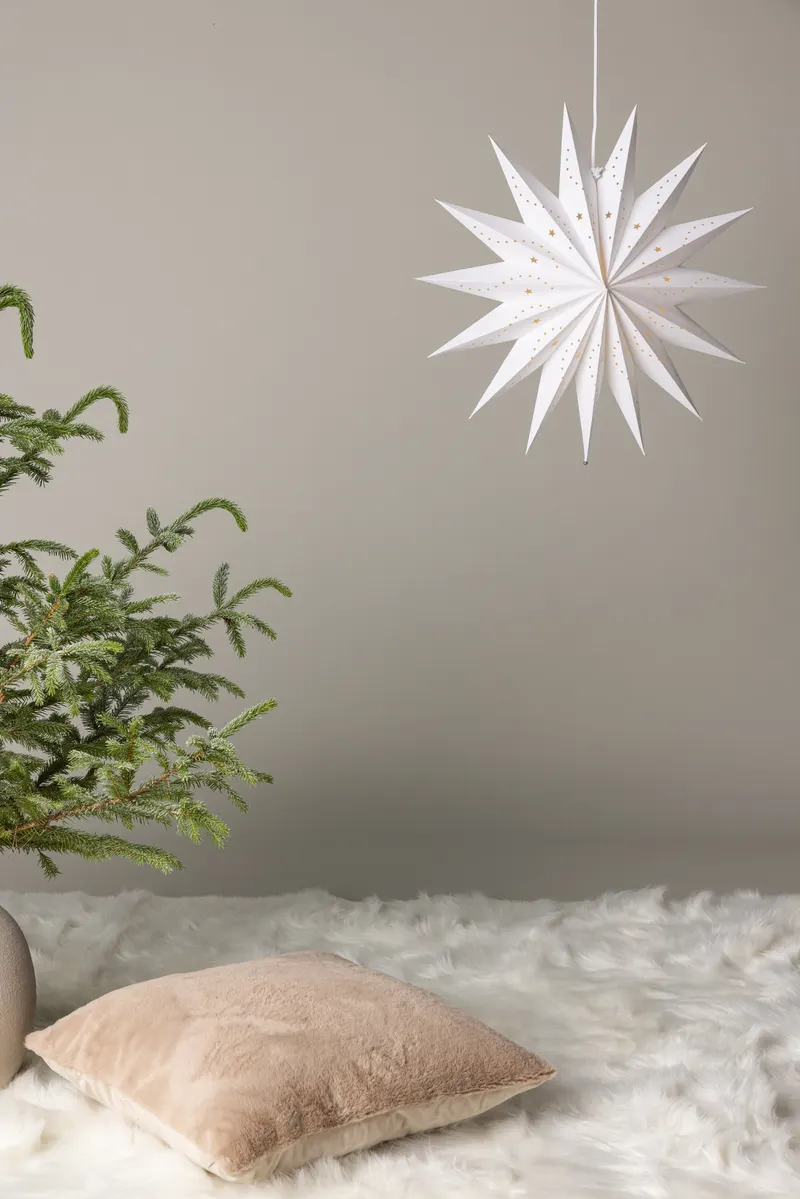 Lindvallen Hängelampe als Papierstern in Ø 51 cm, im Wohnraum, Ansicht 1