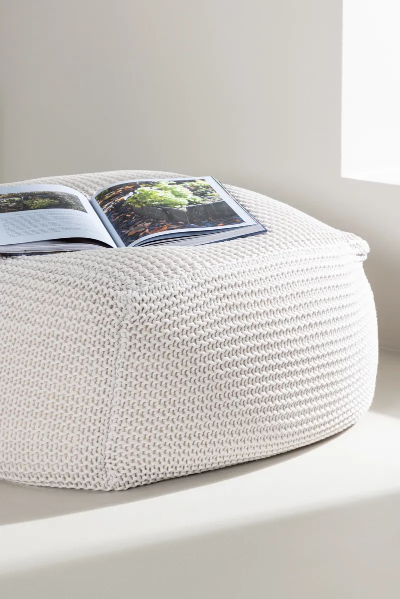 Luca weicher Pouf mit Muster, im Wohnraum, Ansicht 2
