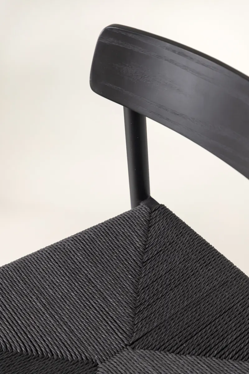 Malmön Esszimmerstuhl mit geflochtener Sitzfläche in Schwarz, im Wohnraum, Ansicht 6