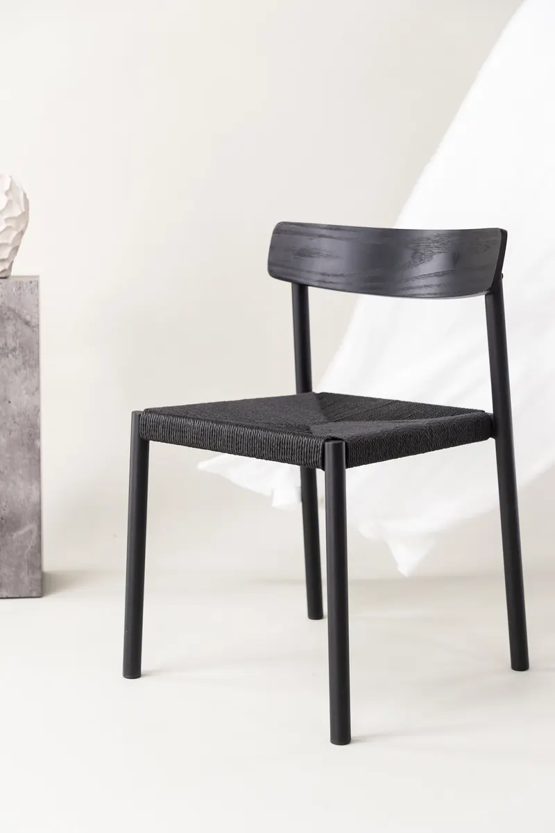 Malmön Esszimmerstuhl mit geflochtener Sitzfläche in Schwarz, im Wohnraum, Ansicht 7