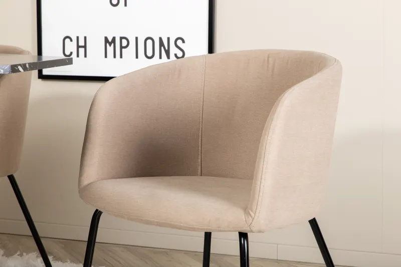 Marbs & Berit Essgruppe mit Esstisch in Marmoroptik und 4 Polsterstühlen in Beige, Gestell Schwarz, im Wohnraum, Ansicht 5