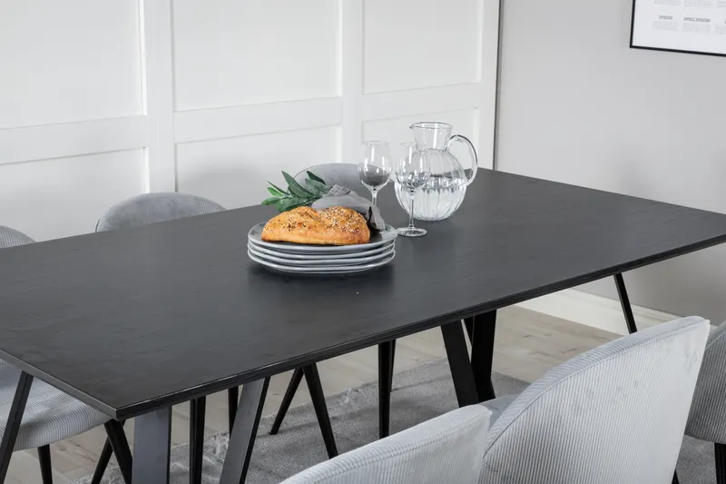 Marina & Velvet Essgruppe mit rechteckigem Esstisch und 6 Polsterstühlen in Schwarz, Hellgrau, Gestell Schwarz, im Wohnraum, Ansicht 4
