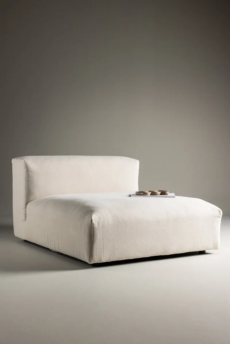 Mavi Sofa-Modul für modulares Sofa in 135 × 70 × 105 cm, im Wohnraum, Ansicht 1