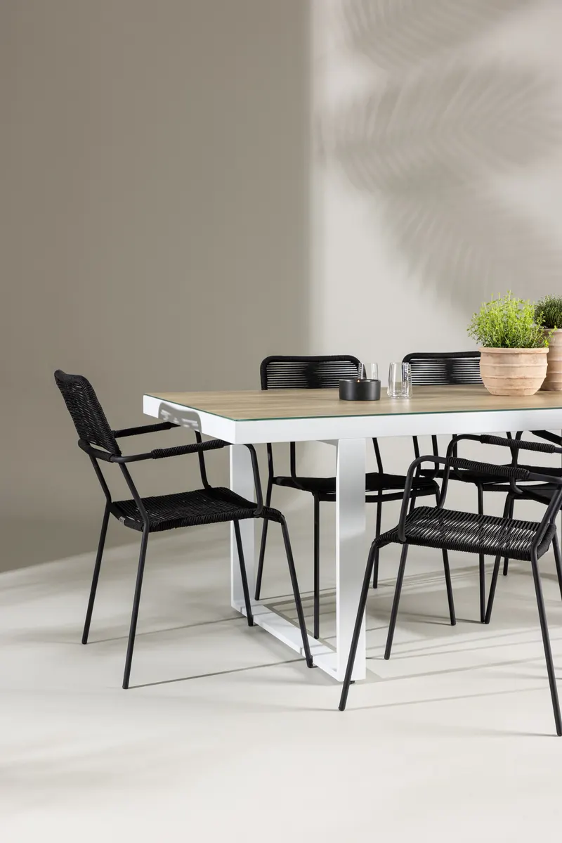 Merlo & Lindos Gartenmöbel-Set mit Glastisch und 6 Seilstühlen, im Wohnraum, Ansicht 2