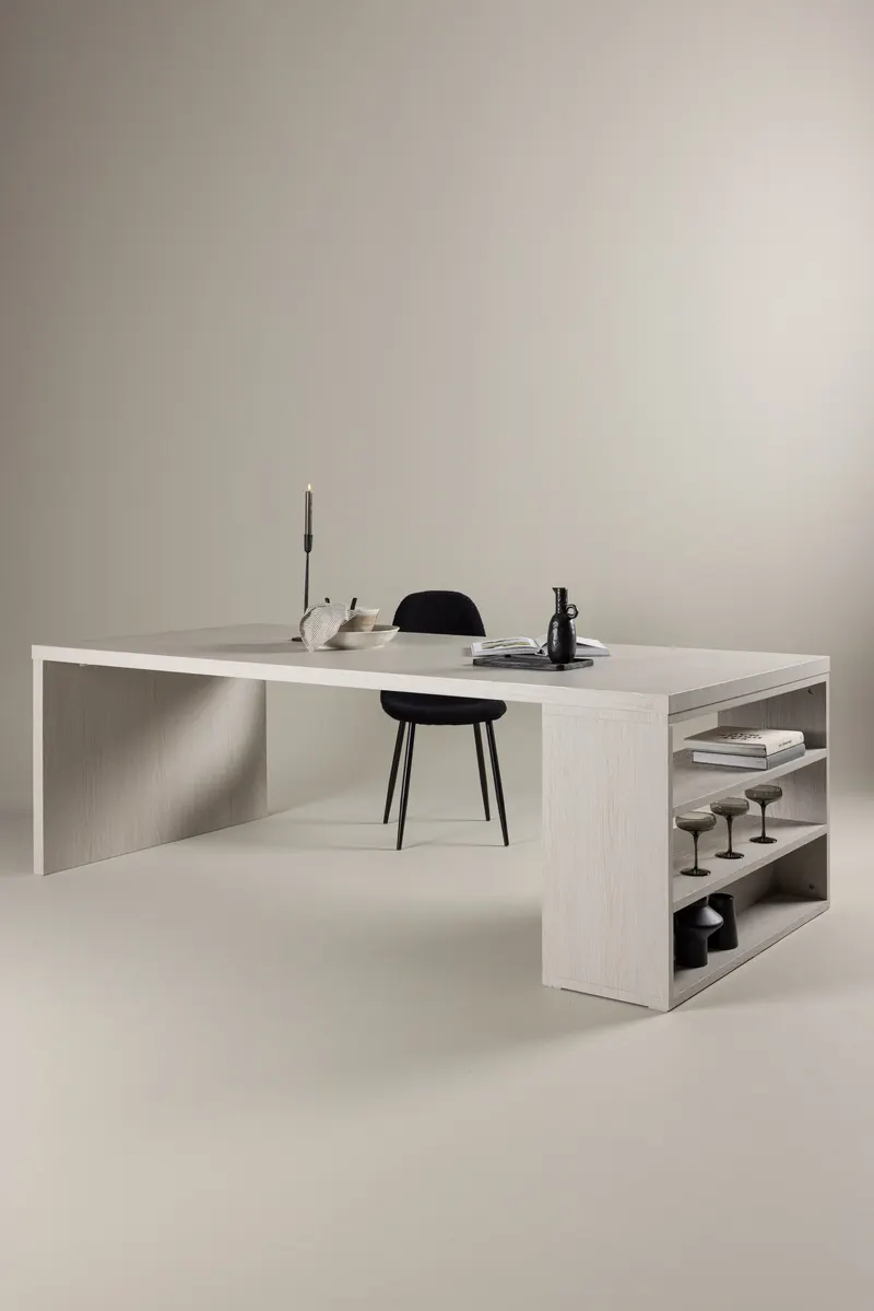 Mika Esstisch 230 × 110 cm mit Seitenregal, im Wohnraum, Ansicht 1