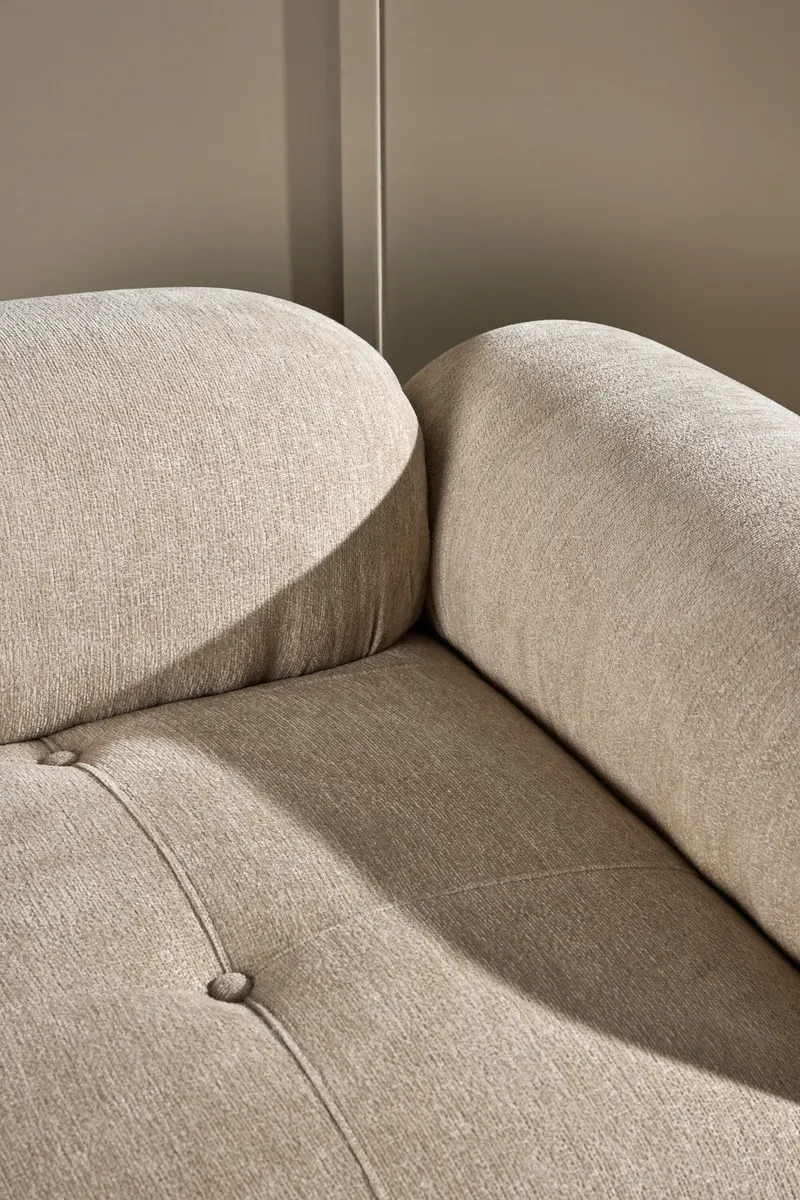 Mika Sofa-Modul mit gerundeten Polsterrollen in 95 × 70 × 95 cm, links, im Wohnraum, Ansicht 4