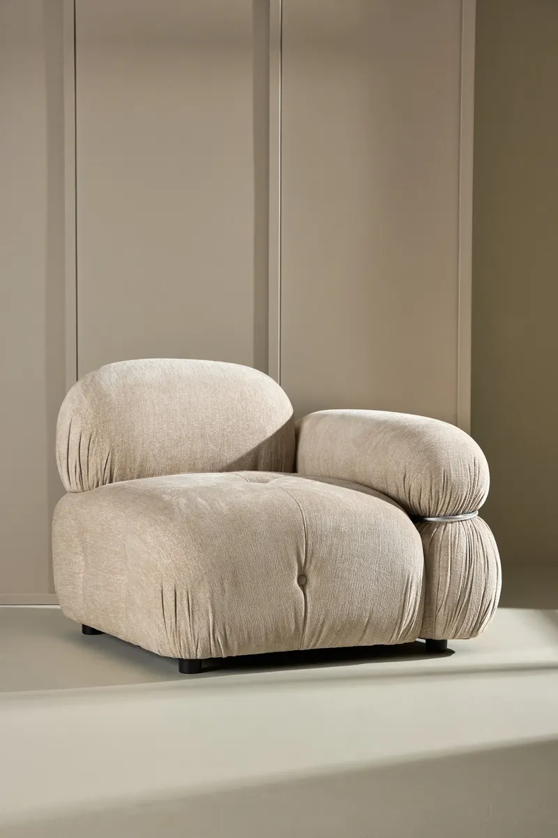 Mika Sofa-Modul mit gerundeten Polsterrollen in 95 × 80 × 95 cm, links, im Wohnraum, Ansicht 1