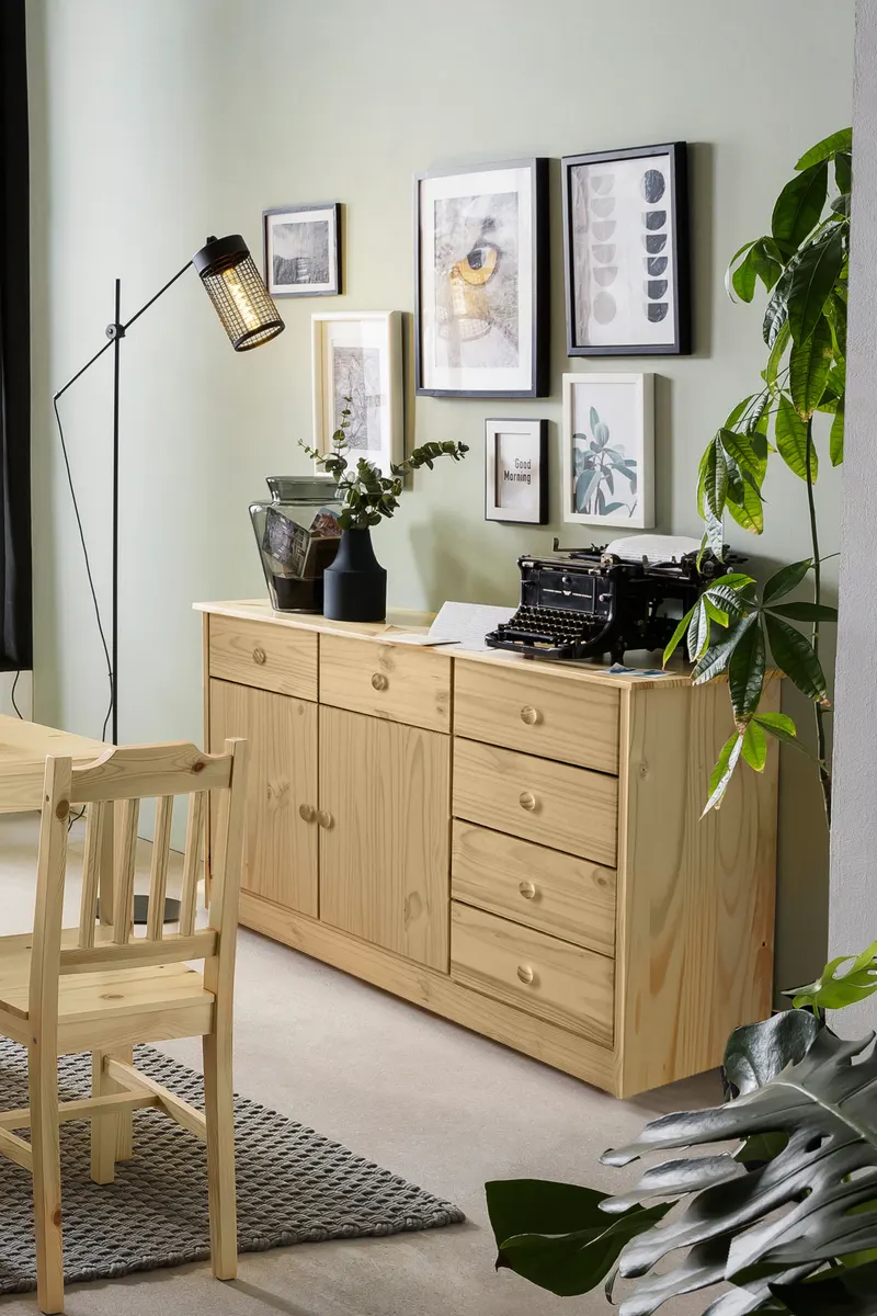 Kommode aus massivem Kiefernholz, natur lackiert, Ansicht 2