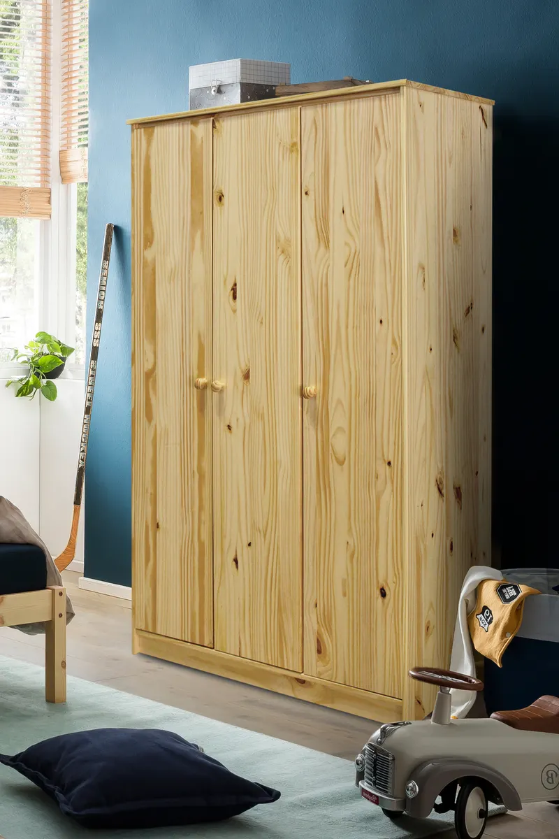 Kleiderschrank aus Kiefer massiv, natur lackiert, Ansicht 4