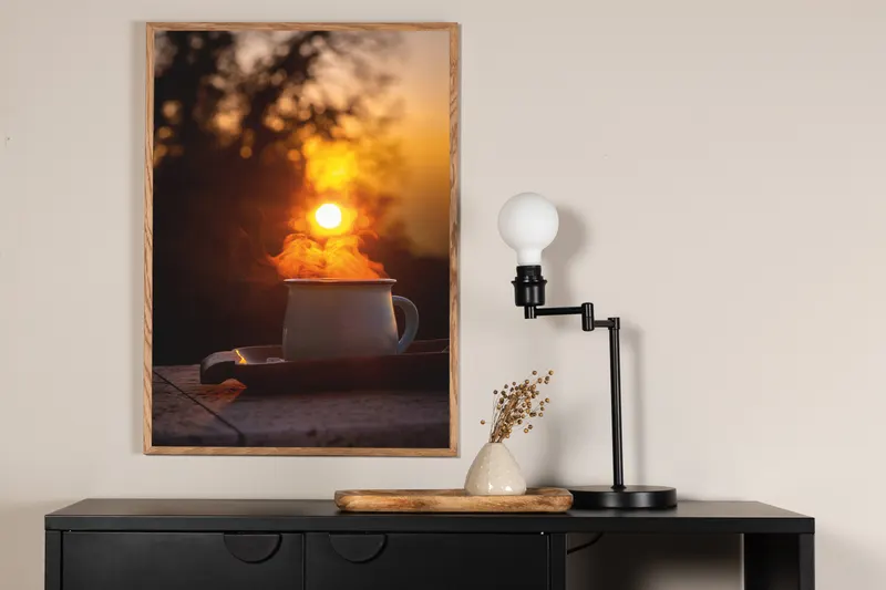 Morning coffee Poster mit Kaffeetasse im Gegenlicht in 100 × 70 cm, im Wohnraum, Ansicht 2