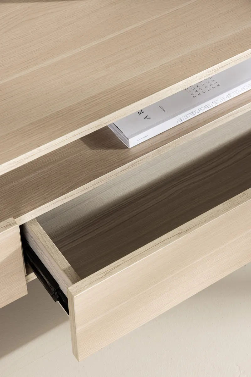 Navarra Lowboard auf Metallbeinen, im Wohnraum, Ansicht 3