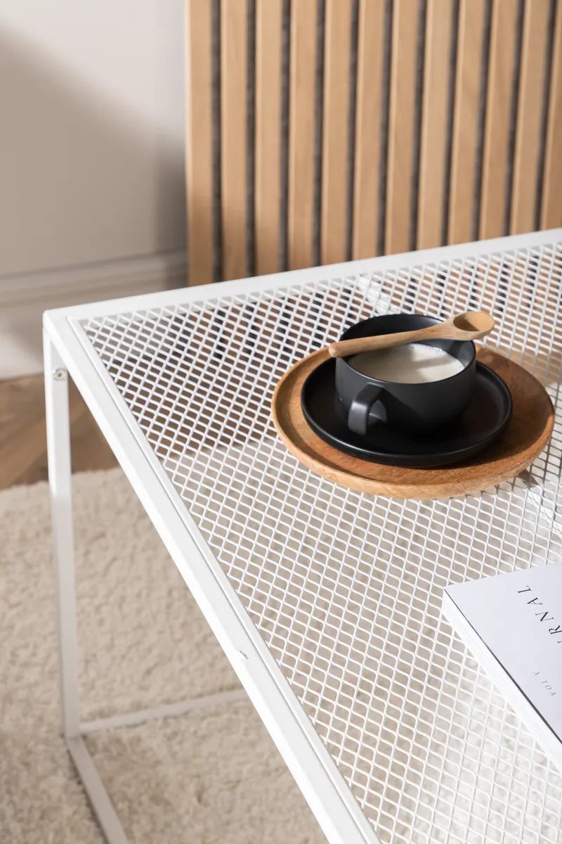Netz quadratischer Couchtisch in 80 × 80 cm, Weiß, im Wohnraum, Ansicht 2