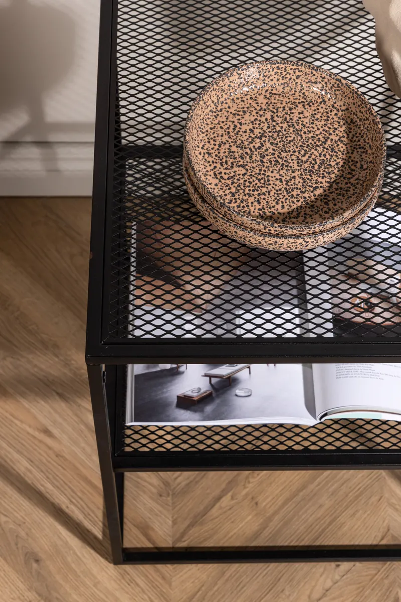 Netz quadratischer Couchtisch in 55 × 55 cm, Schwarz, im Wohnraum, Ansicht 3