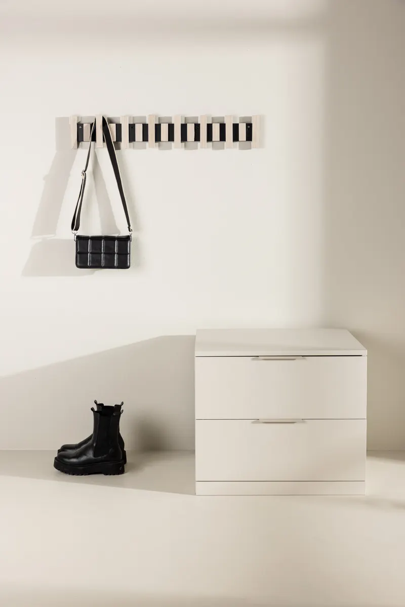 Nice kleine Kommode mit zwei Schubladen, im Wohnraum, Ansicht 1