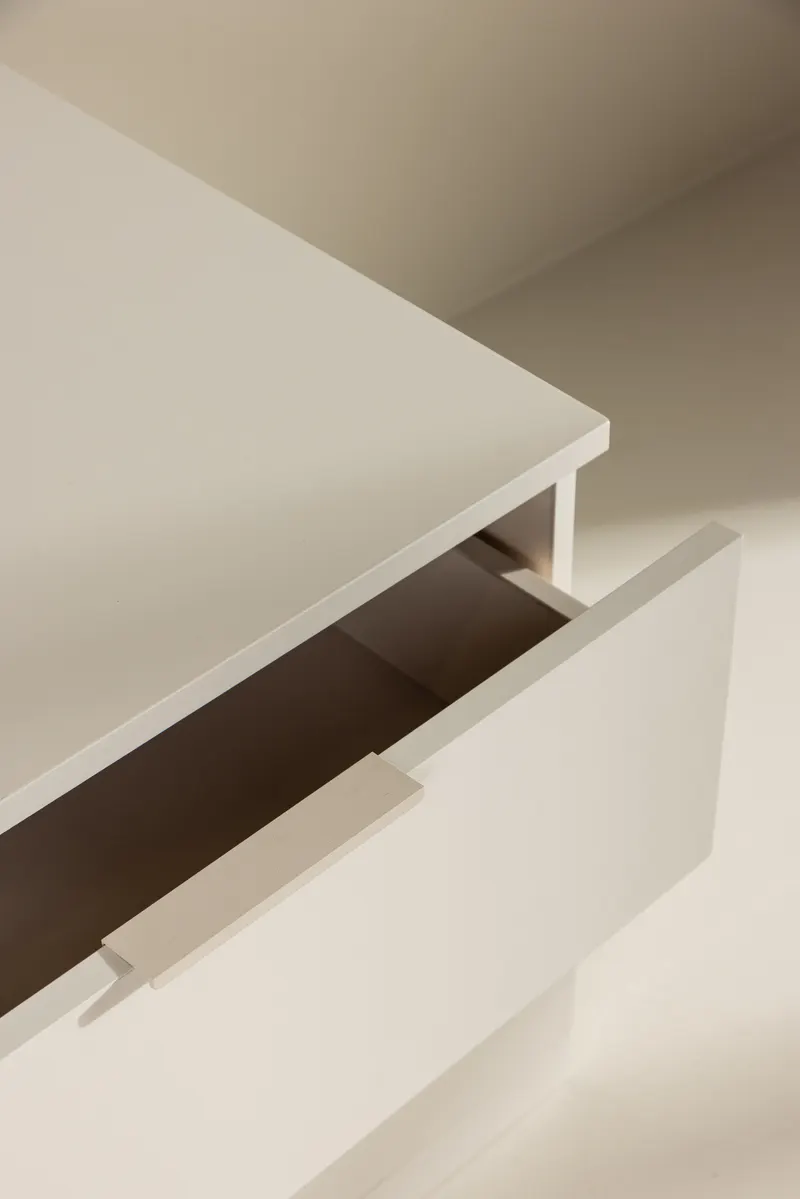 Nice kleine Kommode mit zwei Schubladen, im Wohnraum, Ansicht 7