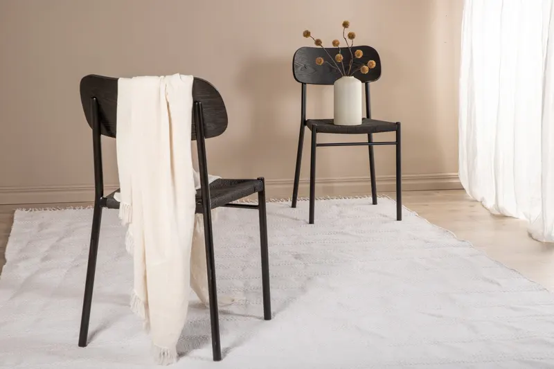 Nico handgewebter Baumwollteppich mit Fransen in 230 × 160 cm, Cremeweiß, im Wohnraum, Ansicht 4
