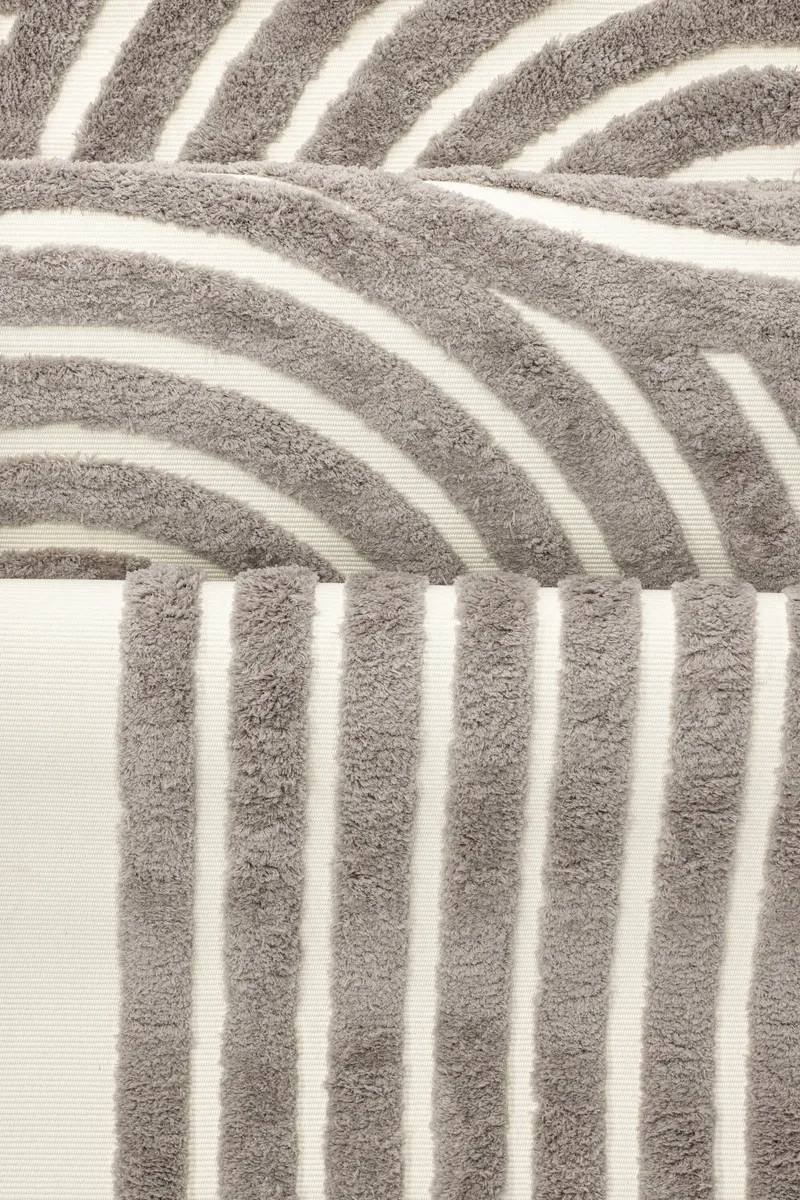 Nikita Teppich mit Kreis- und Bogenmuster in 290 × 200 cm, Grau, im Wohnraum, Ansicht 3