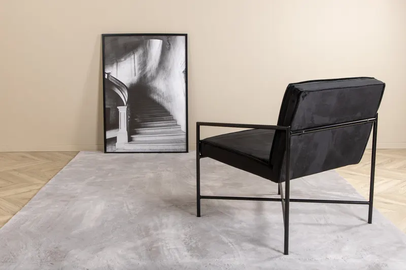 Nina Teppich rechteckig mit Schimmer in 300 × 200 cm, Grau, im Wohnraum, Ansicht 2