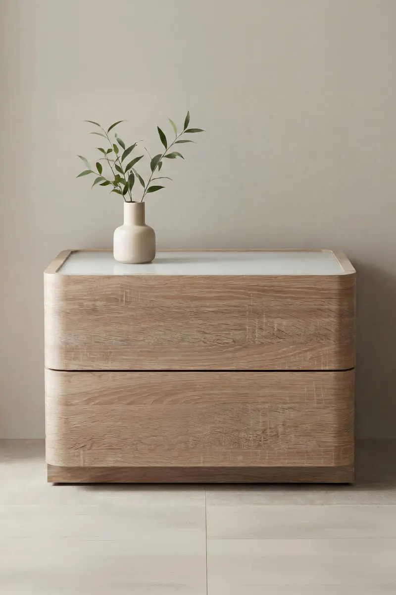 Noble Kommode mit gerundeten Seitenkanten in 50 × 40 × 35 cm, Natur, im Wohnraum, Ansicht 1