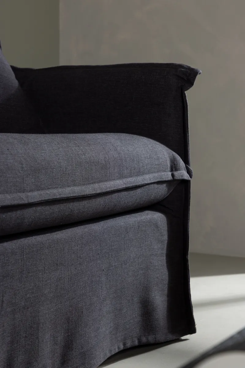 Nova 3-Sitzer-Sofa mit abnehmbarem Bezug in Schwarz, im Wohnraum, Ansicht 4