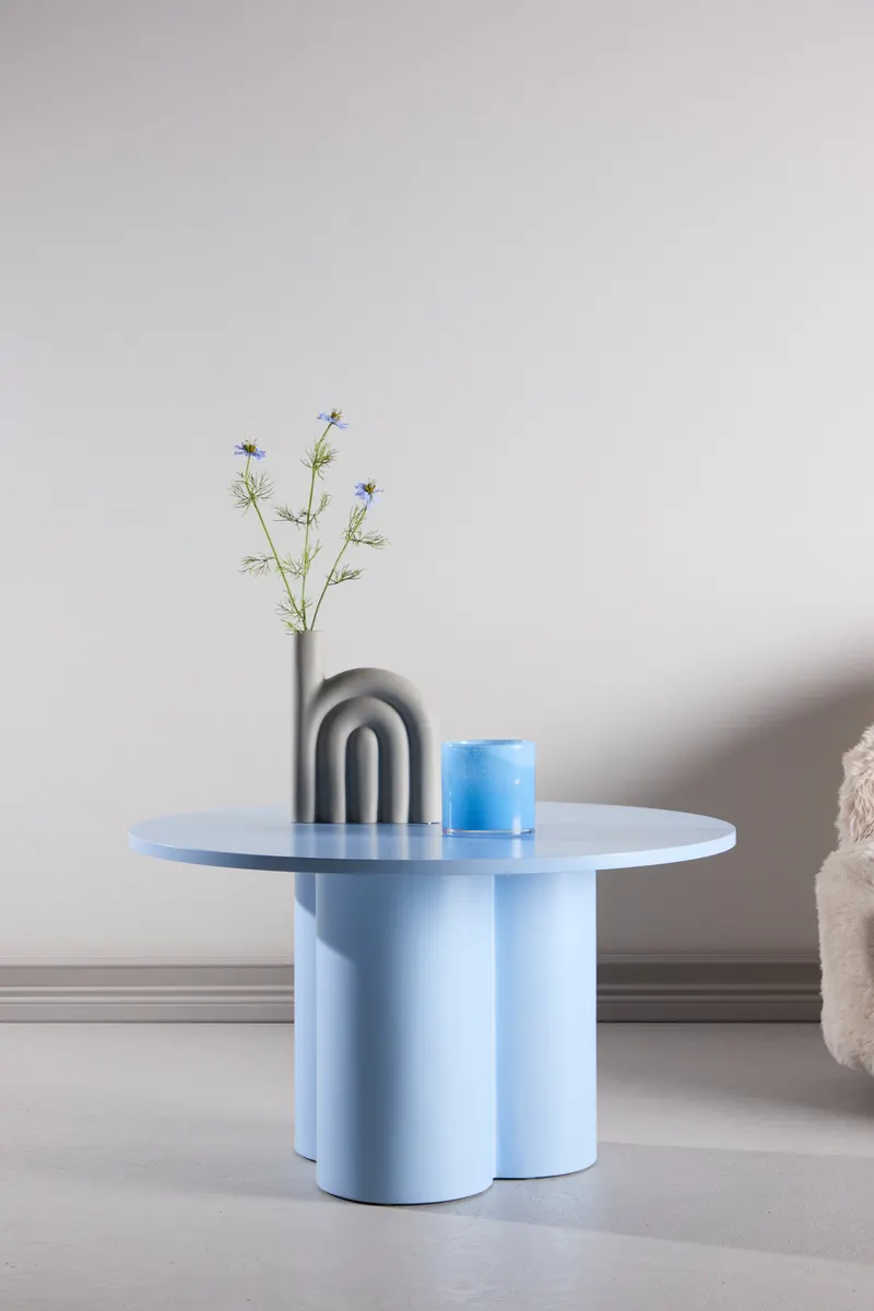 Olivia runder Couchtisch in Blau, im Wohnraum, Ansicht 1