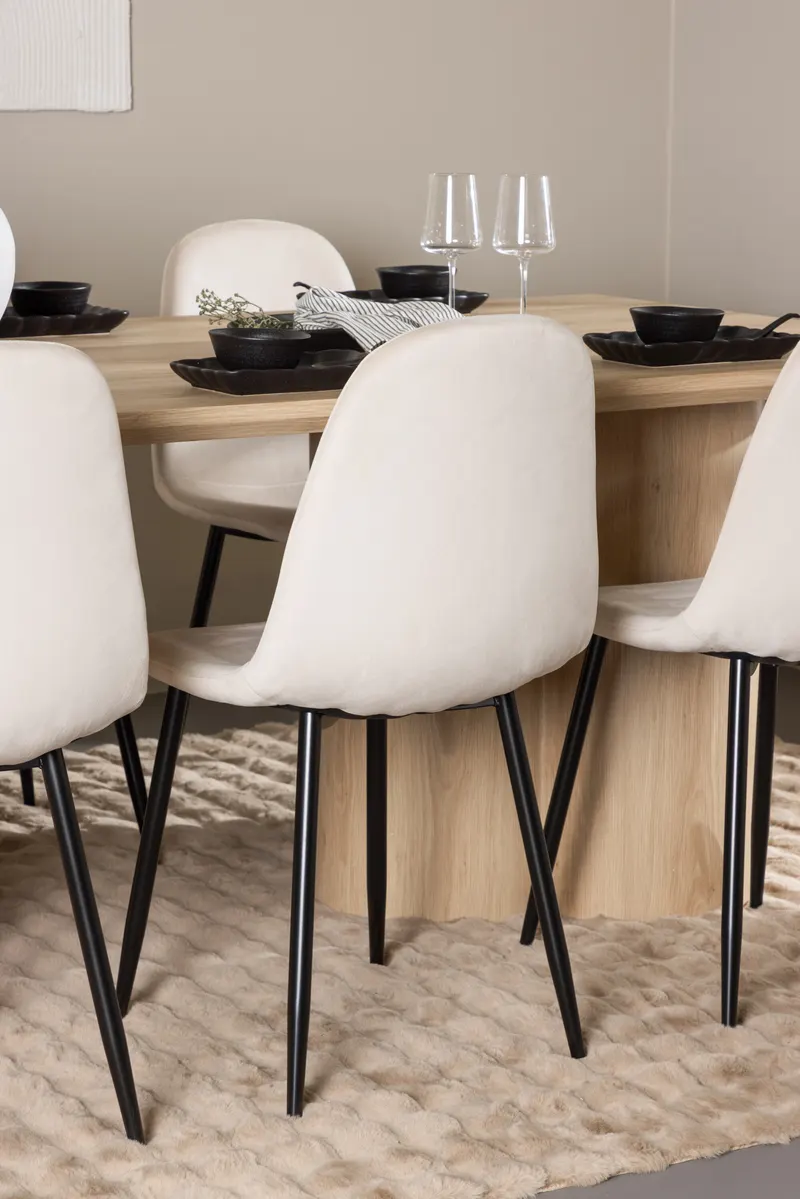 Olivia & Polar Essgruppe mit rechteckigem Esstisch und 6 Samtstühlen in Natur, Beige, Gestell Schwarz, im Wohnraum, Ansicht 2
