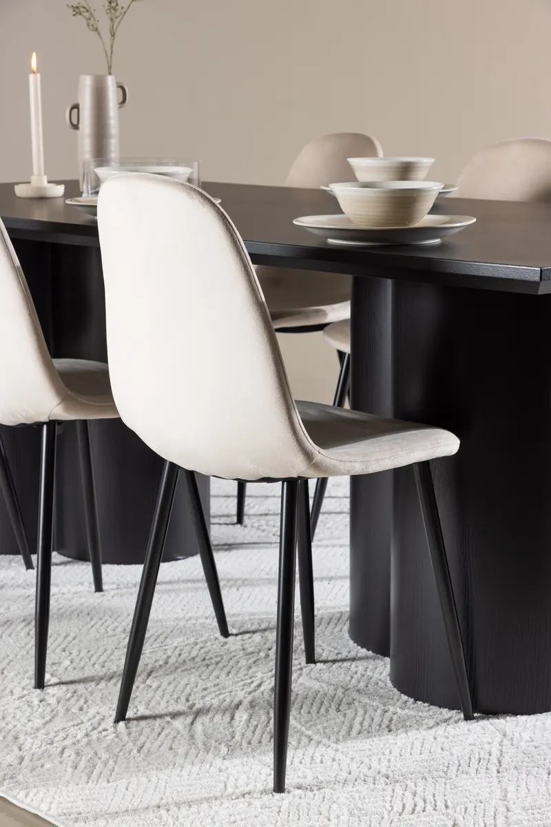 Olivia & Polar Essgruppe mit rechteckigem Esstisch und 6 Samtstühlen in Schwarz, Beige, Gestell Schwarz, im Wohnraum, Ansicht 2