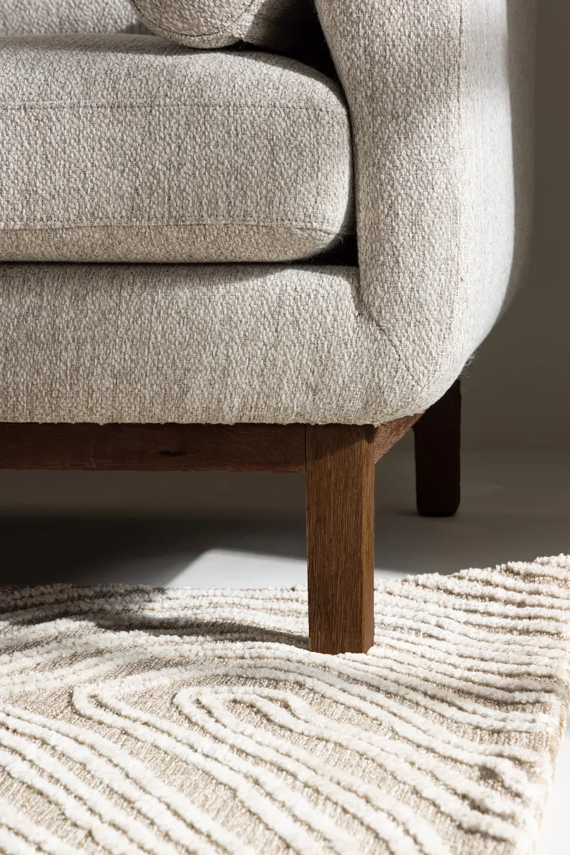 Olympos 3-Sitzer-Sofa mit Rahmen aus Kautschukholz, im Wohnraum, Ansicht 3