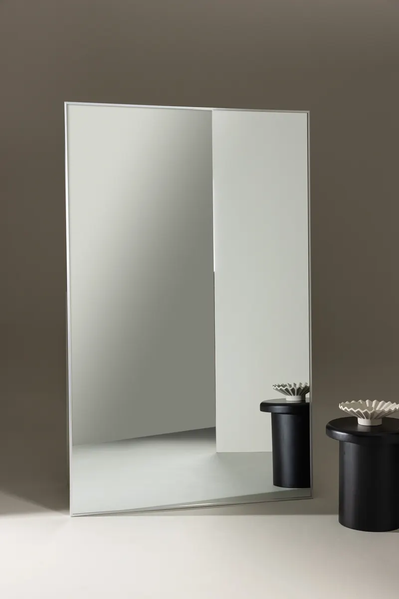 Orlando Wandspiegel, rechteckig mit schmalem Rahmen in 3 × 190 × 120 cm, Silber, im Wohnraum, Ansicht 1