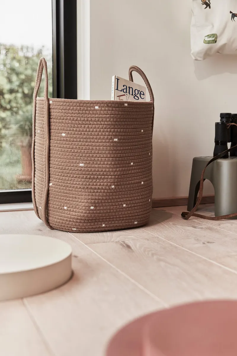 Dot Baumwollseil-Körbe im 2er-Set von OYOY Living, Karamell, L 30 × B 30 × H 38 cm und L 25 × B 25 × H 28 cm, Ansicht 2