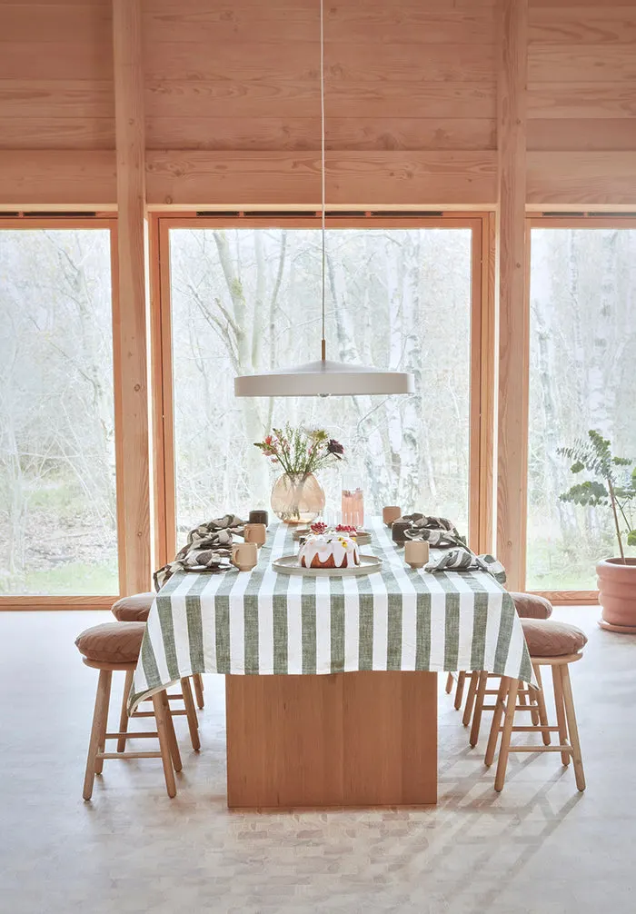 Gestreifte Tischdecke aus Bio-Baumwolle von OYOY Living, Oliv, 200 × 140 cm, Ansicht 4